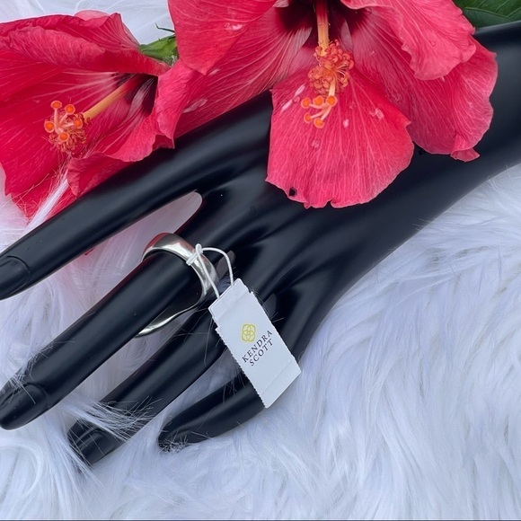 NWT Kendra Scott Margot Vintage Silver Navy Stone & Glass Cocktail Ring - Picture 9 of 11